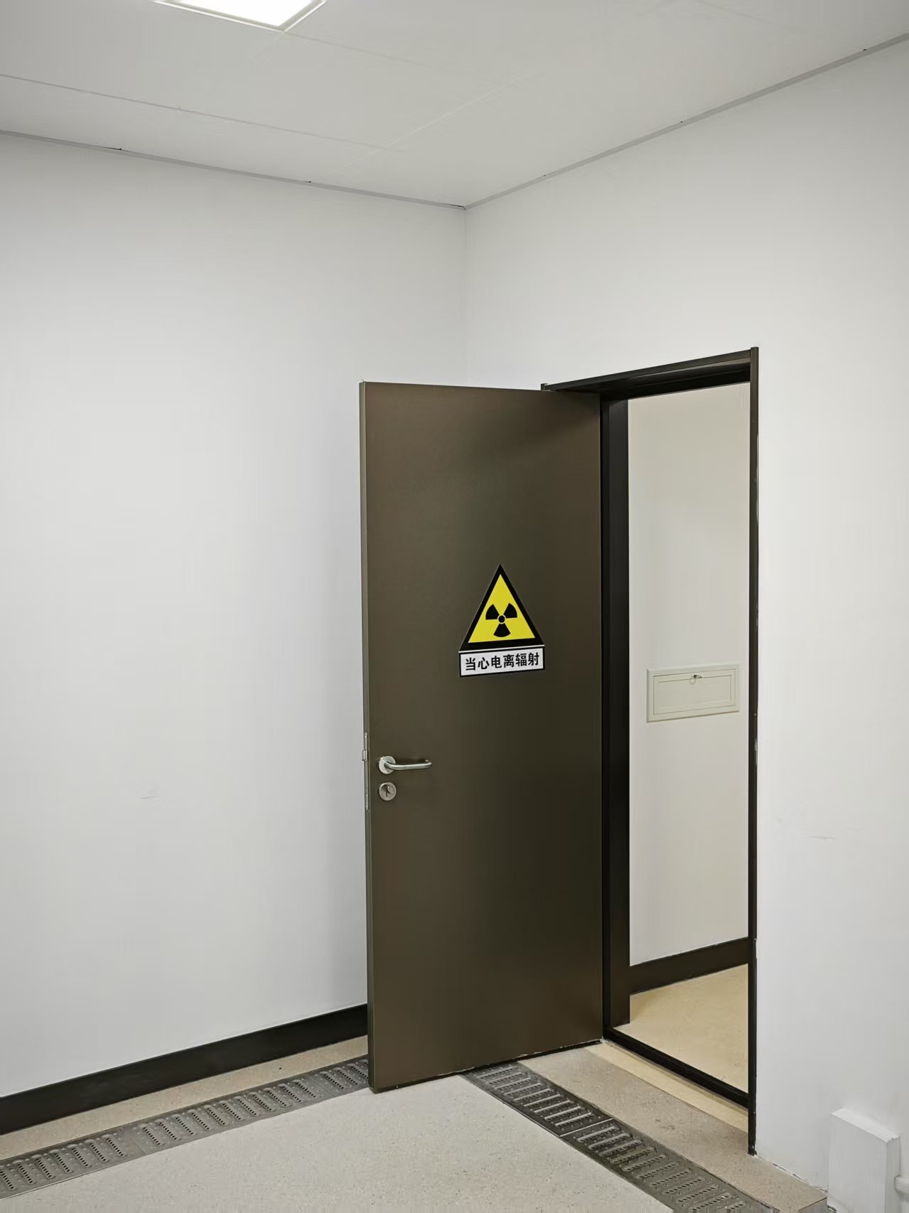 绍兴CT室手动单开防护铅门